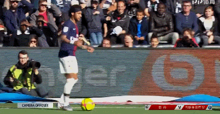 联想天禧AI足球智能体正式上线，亮相咪咕世界杯抽签夜直播（联想天禧AI足球智能体重磅上线，于咪咕世界杯抽签之夜直播首秀）